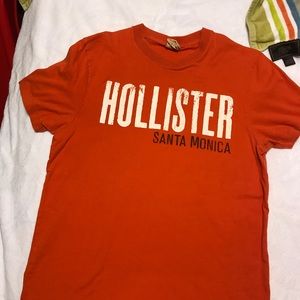 Hollister tee